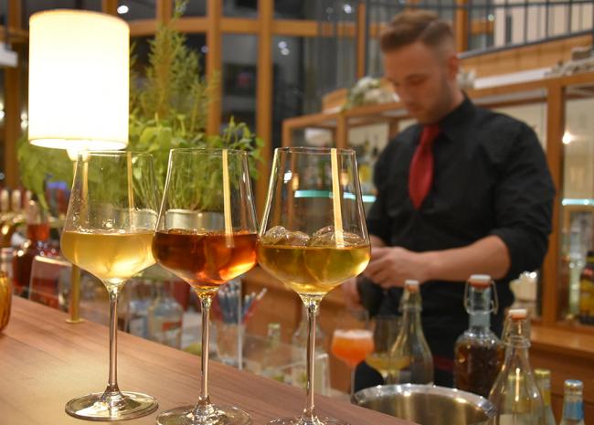 Cocktail an der Bar