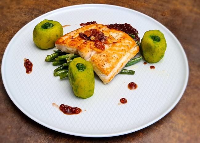 Wels mit Gemüse